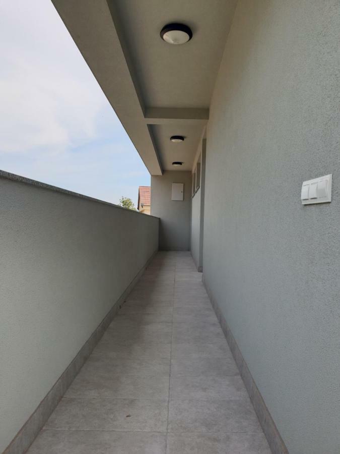Apartmani Jozic Seline Esterno foto