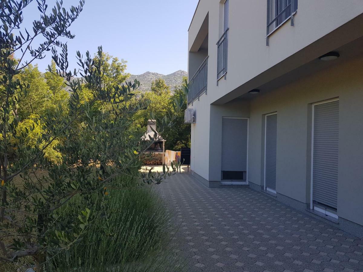 Apartmani Jozic Seline Esterno foto